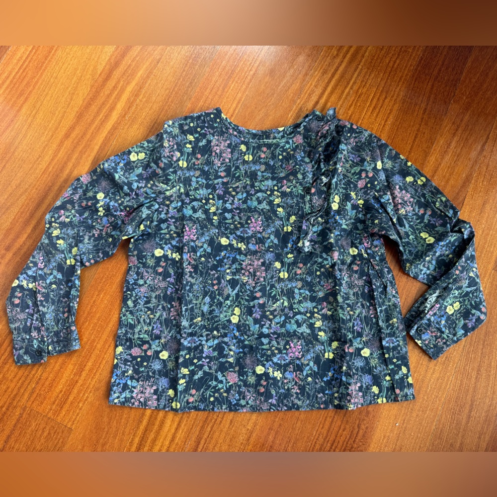 Bonpoint Floral Long Sleeve Blouse with ruffle collar, size 8 years